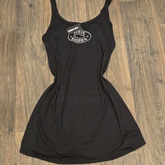 Steve Madden Circle Logo Cami Sleep Shirt - Picture 3 of 9